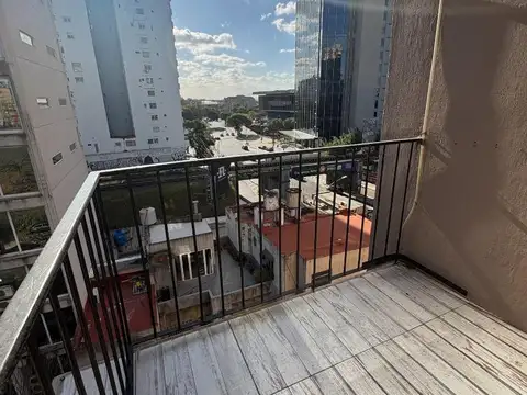 Av. Libertador 100, Piso 5°