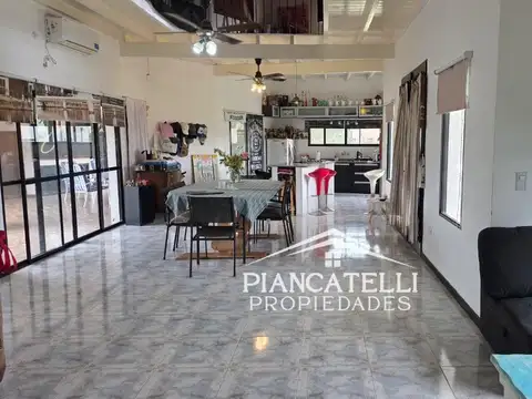 Casa en Venta de 3 dormitorios