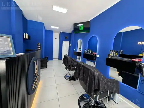 VENTA DE LOCAL COMERCIAL EN BELGRANO CON MUY BUENA RENTA