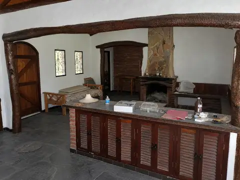 Casa en Venta en Loma Verde, USD 110.000