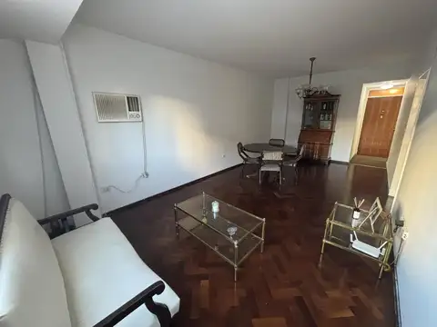 Venta Departamento Amplio Zona Centro