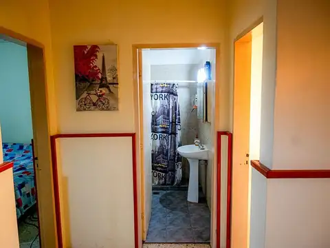 Casa 3 ambientes con 1 baño