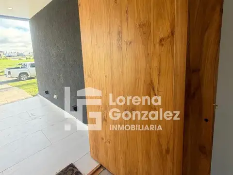 CASA 4 AMBIENTES EN VENTA, BARRIO EL NAUDIR