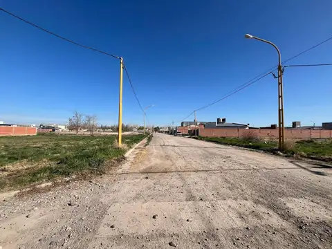 LOTE EN ESQUINA  EN VILLA REGINA