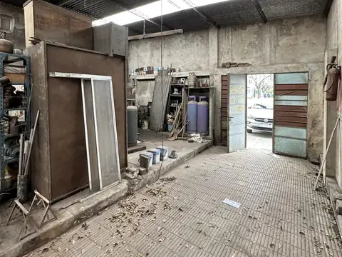 GALPON MAS VIVIENDA A RECICLAR MAR PATIO JARDIN SOBRE LOTE DE 8,66 X 31,5