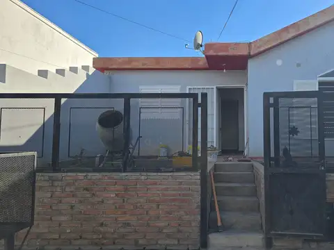 Casa de barrio c/2 dormitorios apto niños y mascota