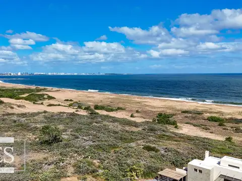 Terreno en Venta en Punta Ballena, USD 275.000