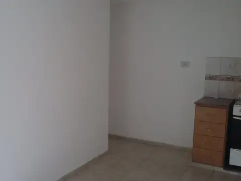 Departamento en Alquiler en Echesortu, $ 350.000