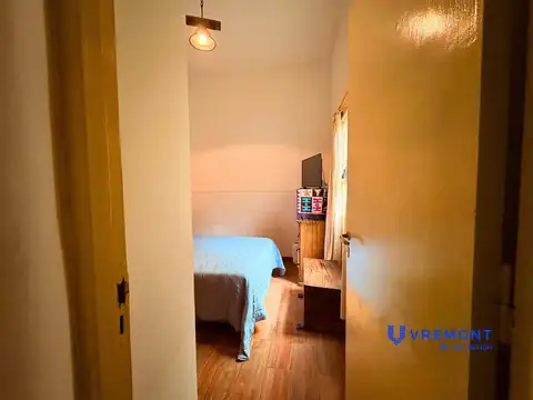 Depto Tipo Casa en Venta en Flores, USD 83.000