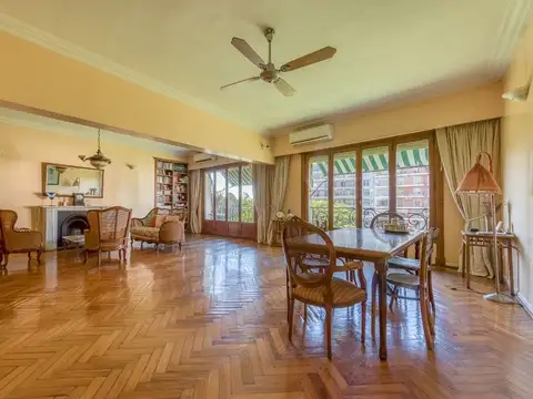 Departamento en Venta de 5 dormitorios
