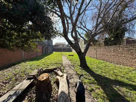 VENTA TERRENO MORON SUR, LOTE DE 363 M2 TOTALES 
