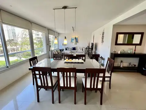 Departamento en Venta de 4 dormitorios