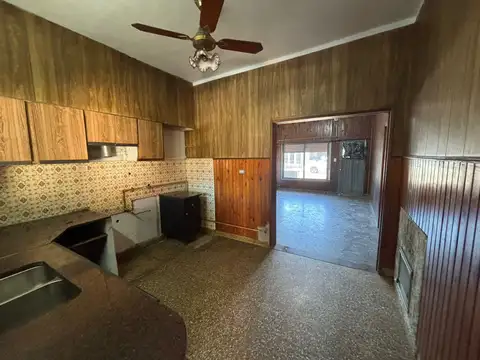 Casa 3 ambientes con 2 baños