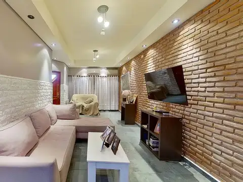 Casa en Venta en Piñeyro, USD 230.000