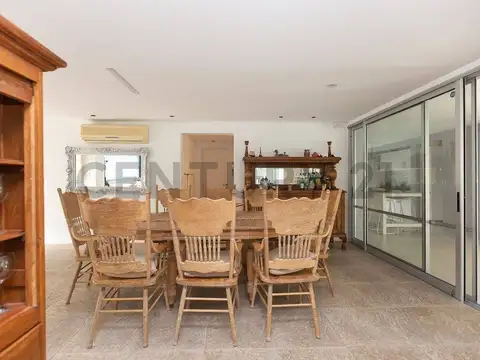 Casa en Venta en Campana, USD 380.000