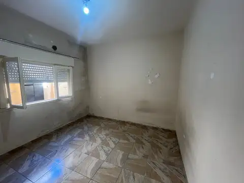 HERMOSO PH DE 3 AMBIENTES PLANTA BAJA AL FRENTE CON PATIO Y LAVADERO