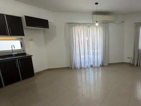 Depto Tipo Casa en Alquiler de Monoambiente