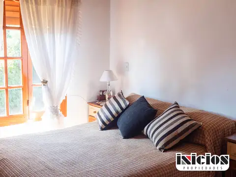 Casa sola en lote amoblada con magnifico parque y jardin - C665