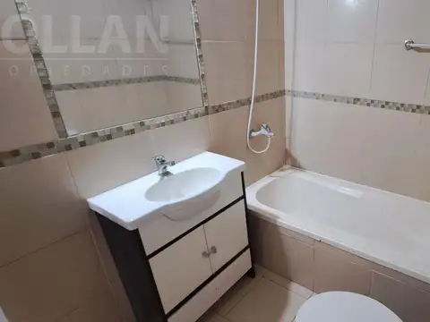 Depto Tipo Casa en Alquiler de 4 ambientes