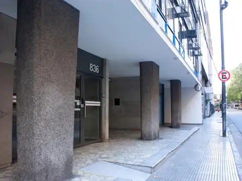 Libertad 800 , Piso 3ro.