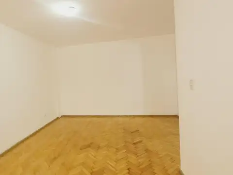 Departamento en Alquiler en Abasto, $ 500.000