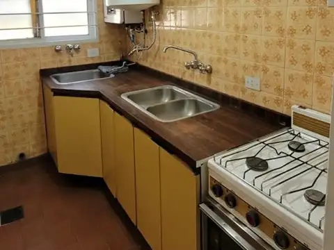 Departamento 3 ambientes con 1 baño