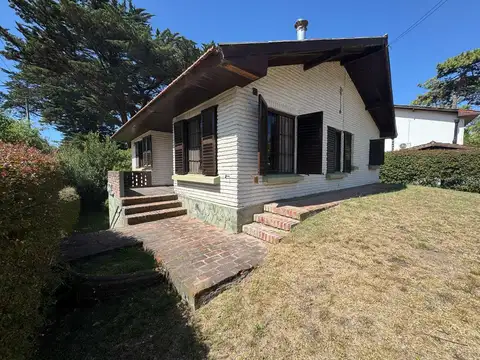Casa en Alquiler Temporal con 1 cochera