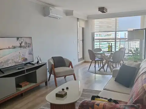 Apartamento en alquiler c/ cochera en Nuevo Cantegril