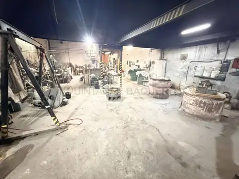 GalpÃ³n - Venta - Argentina, Capital Federal - Corrales 2366