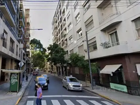 Montevideo e/ Guido y Vicente López