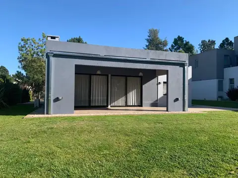 Casa en Venta en La Taquara, USD 230.000