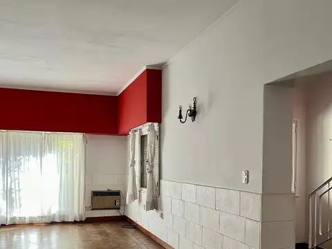 Casa en Venta en Haedo, USD 195.000