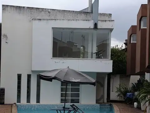 Departamento 2 ambientes con 2 baños