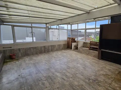 PH 3 AMBIENTES A REFACCIONAR IDEAL PARA PRIMERA VIVIENDA