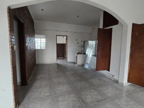 Depto Tipo Casa en Venta en Lanus Este, USD 85.000