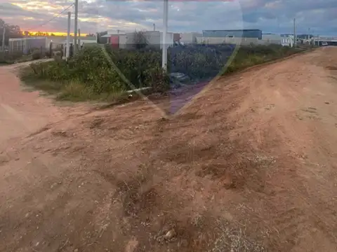 Terreno 301 m2 en Ciudad de Florida