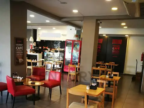 Esquina de 400 mt2  en venta, Barrio FLores,  CABA