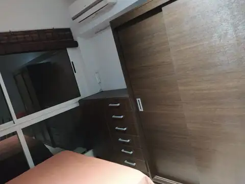 Viamonte 2100, Piso 1