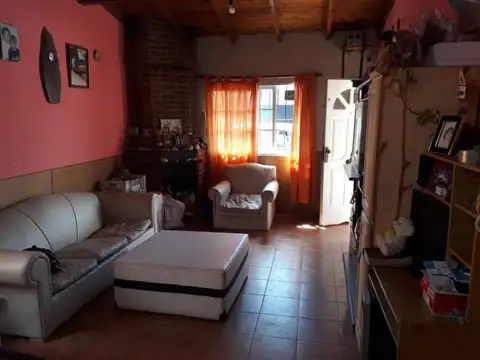 Casa en Venta con 3 cocheras