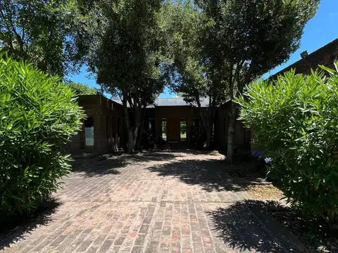 Casa en City Bell - Venta