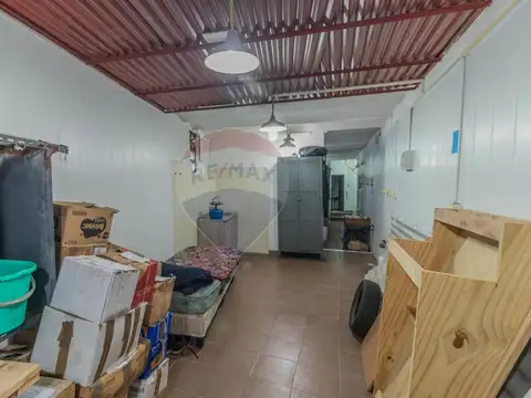 Local en Venta 73 años