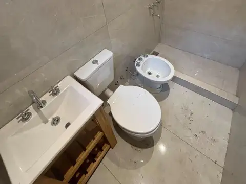 Depto Tipo Casa en Venta con 1 cocheras