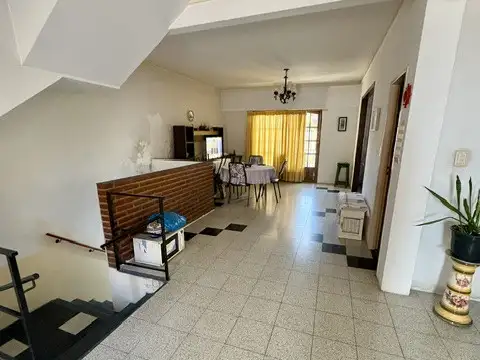 Casa en Venta en Parque Chacabuco, USD 430.000