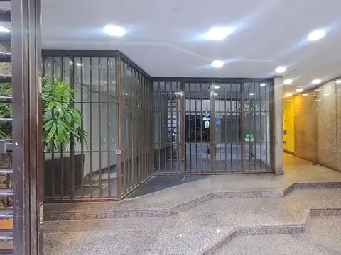 Marcelo Torcuato De Alvear 400
