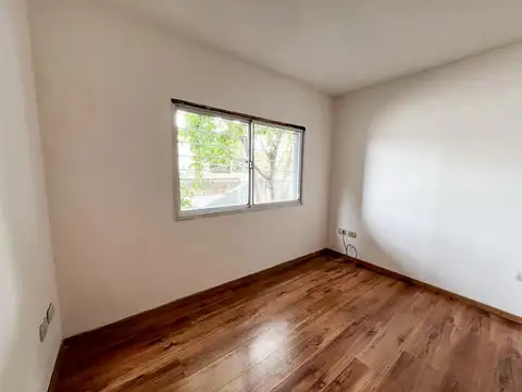 9 de Julio 4300 - Departamento dúplex de 2 dormitorios en Echesortu