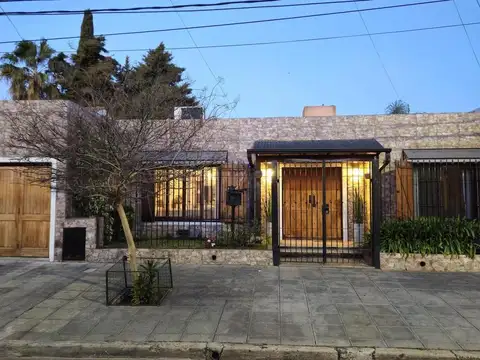 Casa en Castelar Norte