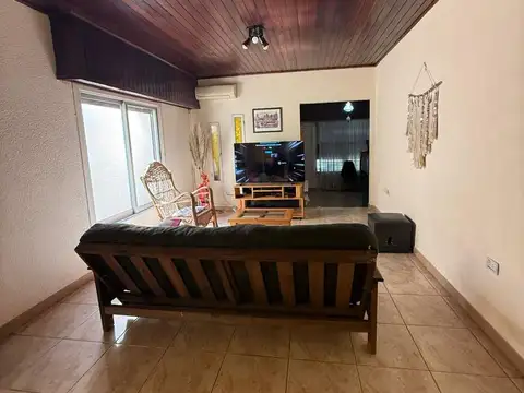 Casa en Venta en Centro De Lujan, USD 165.000