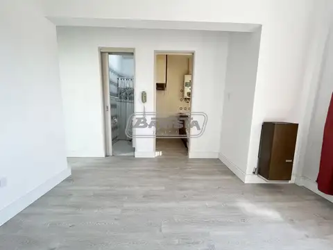Depto Tipo Casa en Venta en Ramos Mejía, USD 39.000