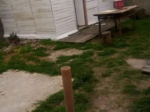 Casa 3 ambientes con 1 baño