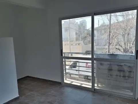 DEPARTAMENTO 2 AMB EN SAN JUSTO CENTRO